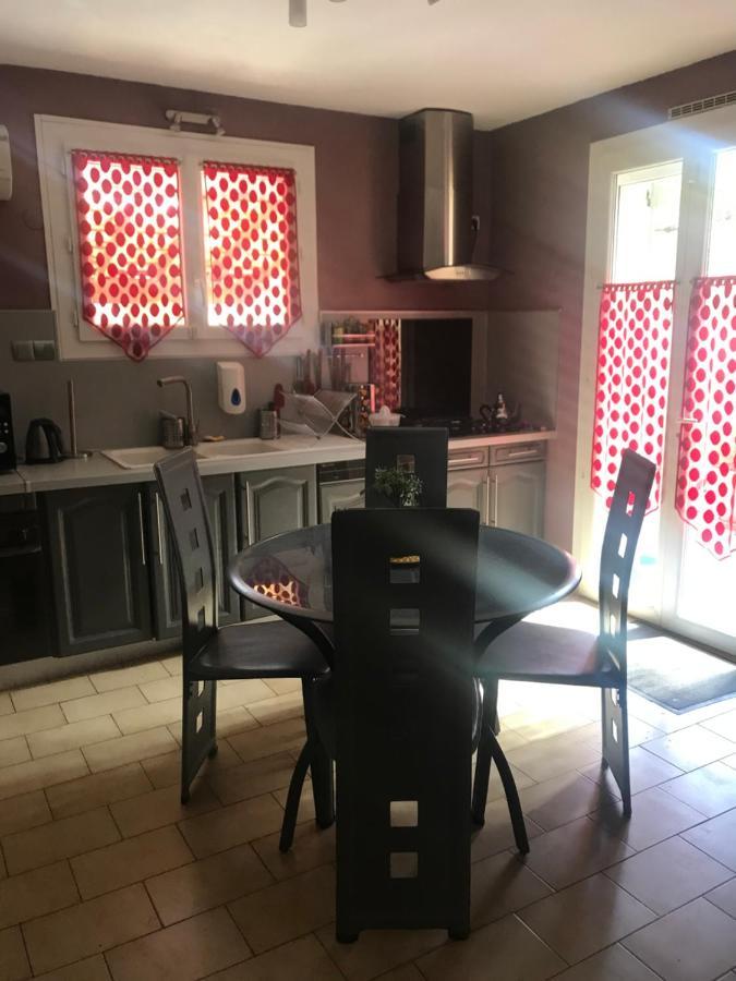 Villa Mamamia T4 Avec Piscine Proche Commerce Au Pied Des Cevennes Laroque  Buitenkant foto